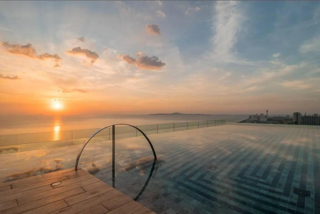 Apartamento The Riviera Jomtien Exterior foto
